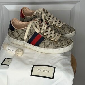 Gucci Beige and Blue Women’s Sneakers